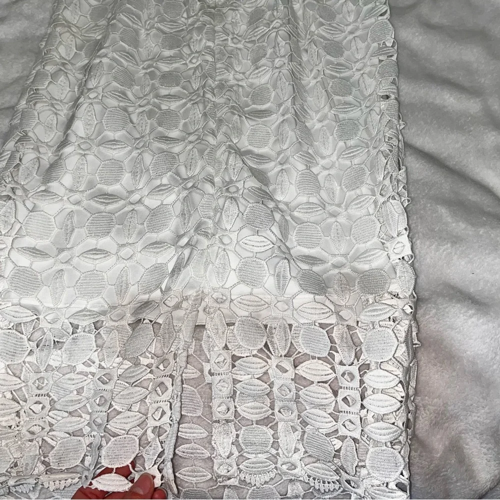 Bisou Bisou Ivory Lace Detail Midi Dress Size 6 Beautiful, Corset Back Split Hem